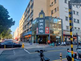 outside shenzhenclocksandwatchesmarket